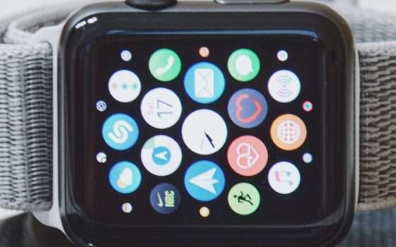 watchOS 10: nuova home screen simile a iOS con cartelle