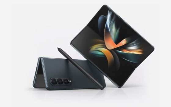 Samsung Galaxy Z Fold4: risparmia 680€ con Amazon