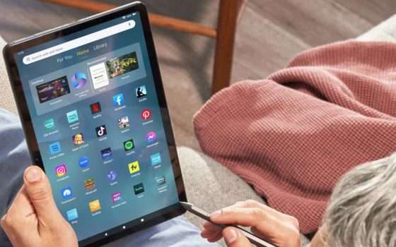 Amazon Fire Max 11: tablet con tastiera e stilo