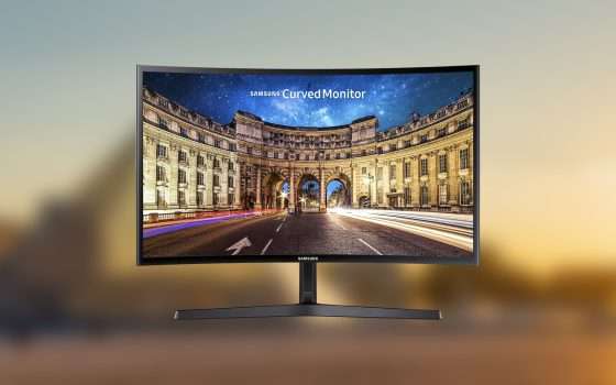 Amazon, che bomba: Monitor curvo Samsung a soli 109 euro (-47%)