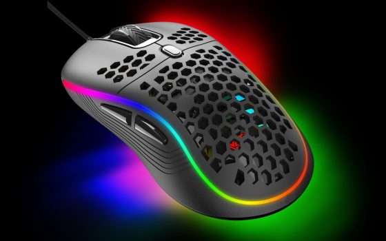 Addio mani sudate con questo mouse da gaming traforato: un'offerta imperdibile su Amazon