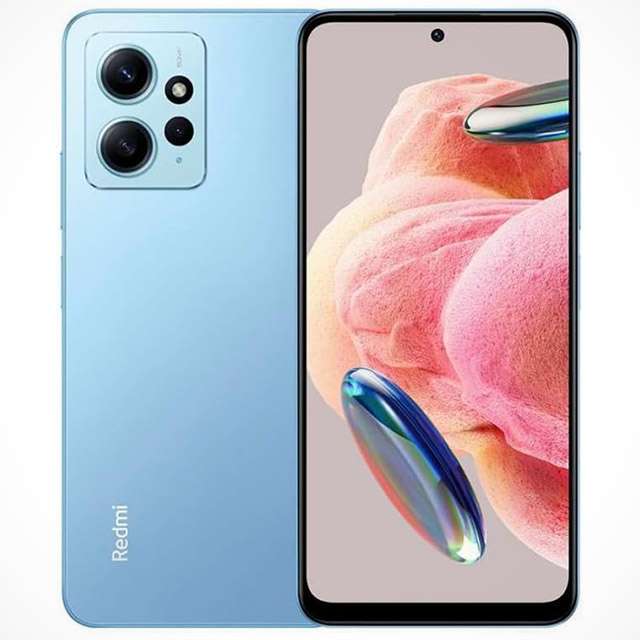 Xiaomi Redmi Note 12 nella colorazione Ice Blue