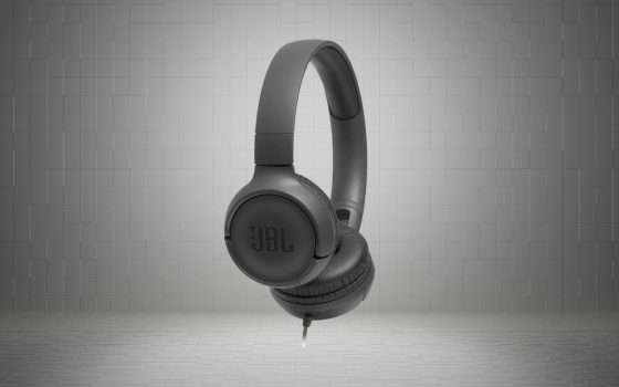 Cuffie JBL Tune 500 in offerta Amazon: ti bastano meno di 20 euro