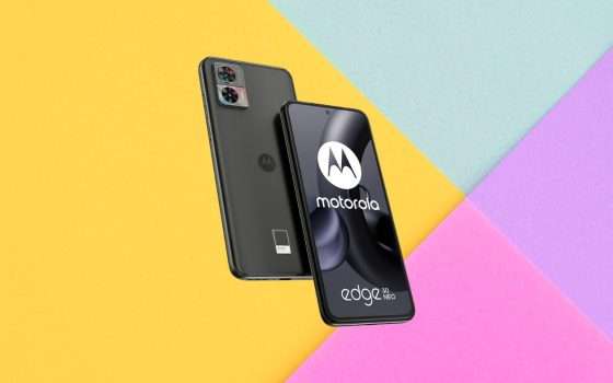 Motorola Edge 30 Neo: doppia fotocamera, 4020mAh e Dual SIM al 18% di sconto