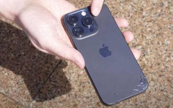 iPhone 15 Pro: ecco il primo drop test, male per il titanio