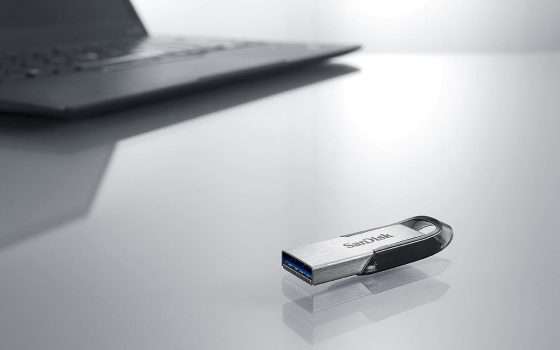 Sandisk Ultra Luxe USB 3.0 da 256GB scontata del 50%: FOLLIA di Amazon