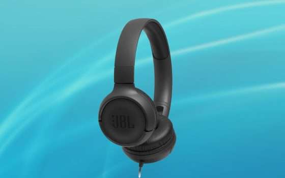 Cuffie JBL Tune 500 in offerta su Amazon ad un prezzo BASSISSIMO (-24%)