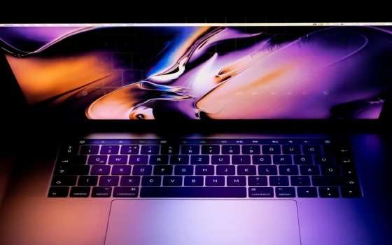 Apple: nuovi MacBook Pro con M3 il 30 ottobre