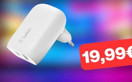 Doppio caricabatteria USB-C Belkin: Amazon STRACCIA il prezzo