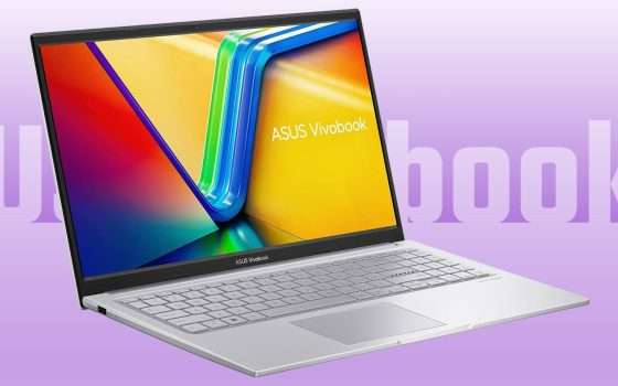 Notebook ASUS: minimo storico per Natale e consegna domani