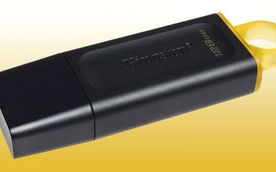 La pendrive 128 GB di Kingston al suo MINIMO STORICO