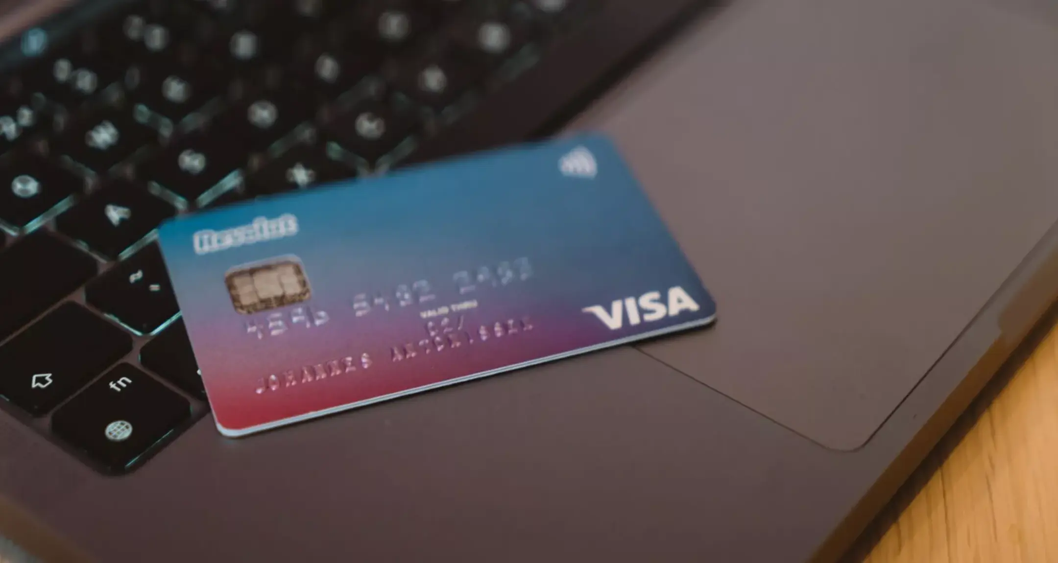 Conto online multivaluta Revolut: il piano Premium è gratis per 3 mesi