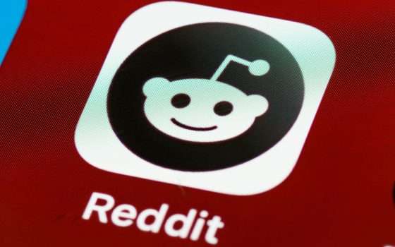 Reddit vende i dati degli utenti a un’azienda di AI