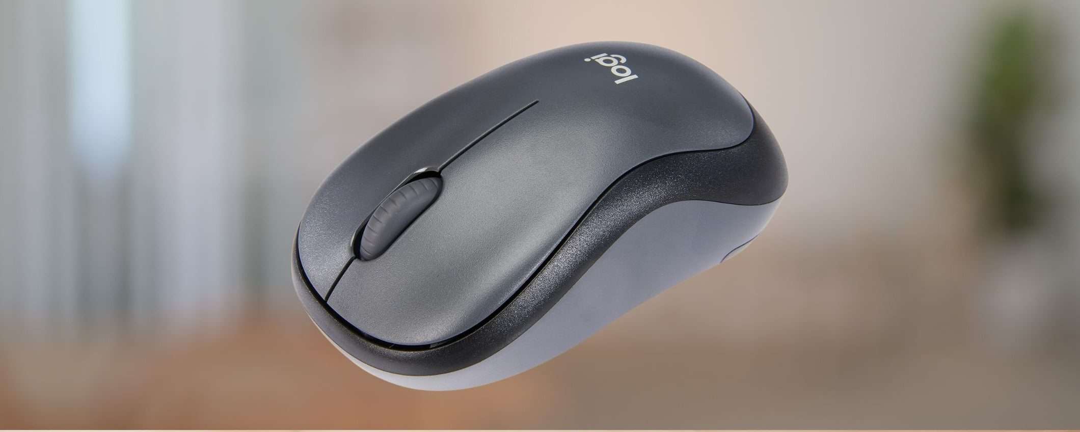 Logitech M220, il mouse wireless SILENZIOSO è in offerta a 12,99 euro (-57%)