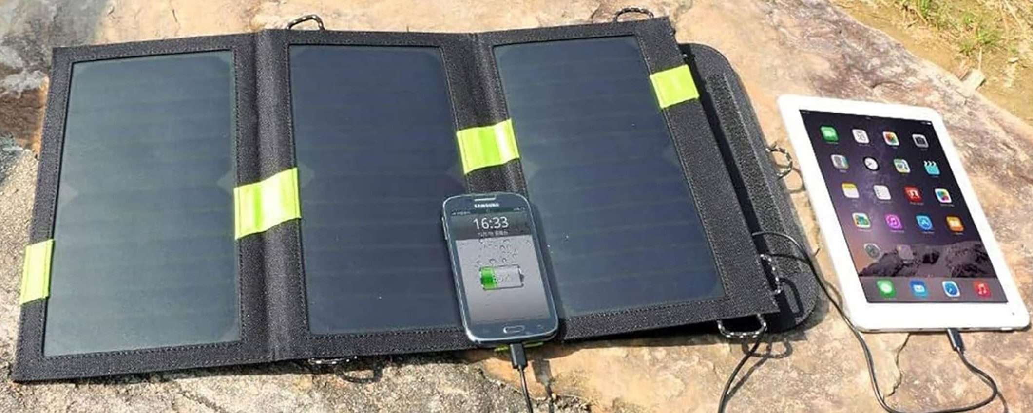 Caricatore solare portatile per smartphone e tablet: lo sconto