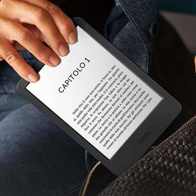 Il modello 2022 dell'eBook reader Kindle