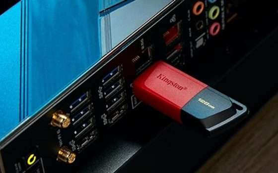 Pendrive Kingston da 128GB con USB 3.2 Gen 1 a soli 10€ su Amazon