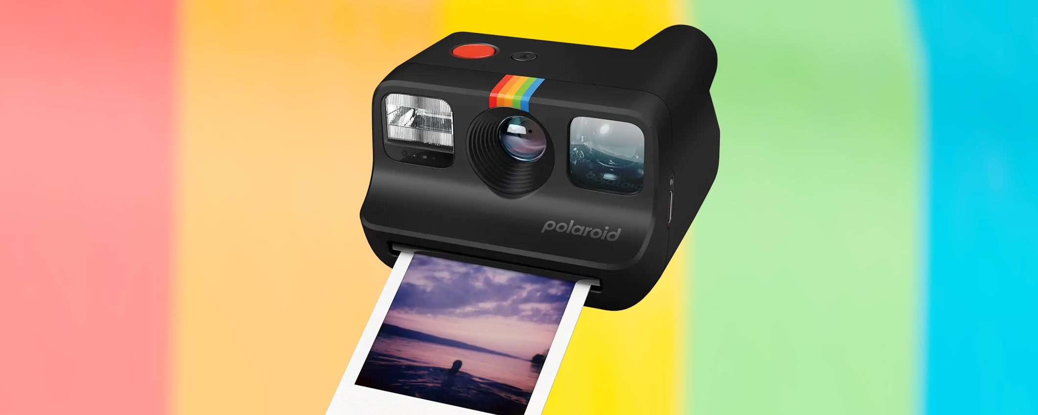Fotocamera istantanea Polaroid Go Generation 2: al minimo storico