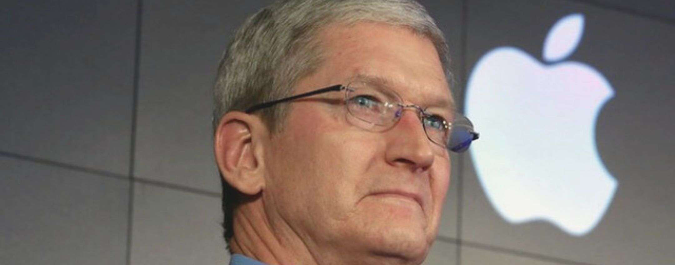 Tim Cook: l’AI di Apple non è immune alle allucinazioni