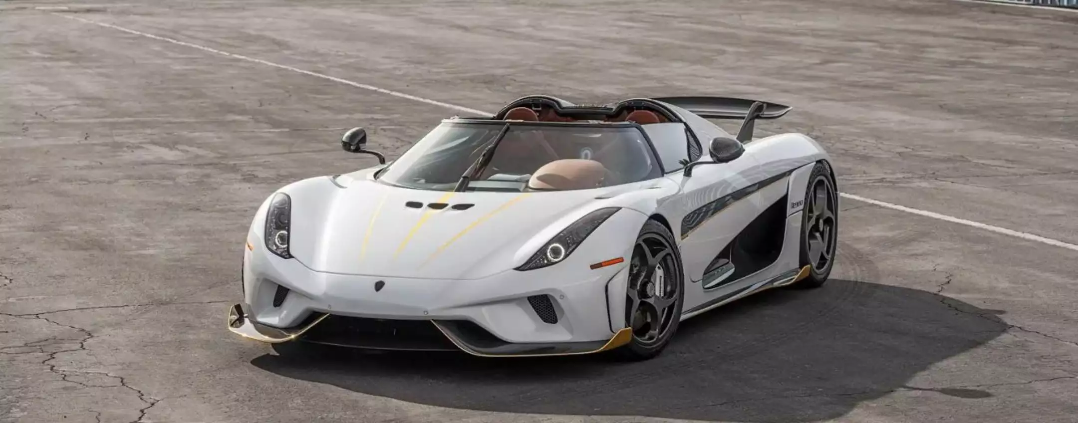 Altman al volante della Koenigsegg Regera da 5 mln di dollari