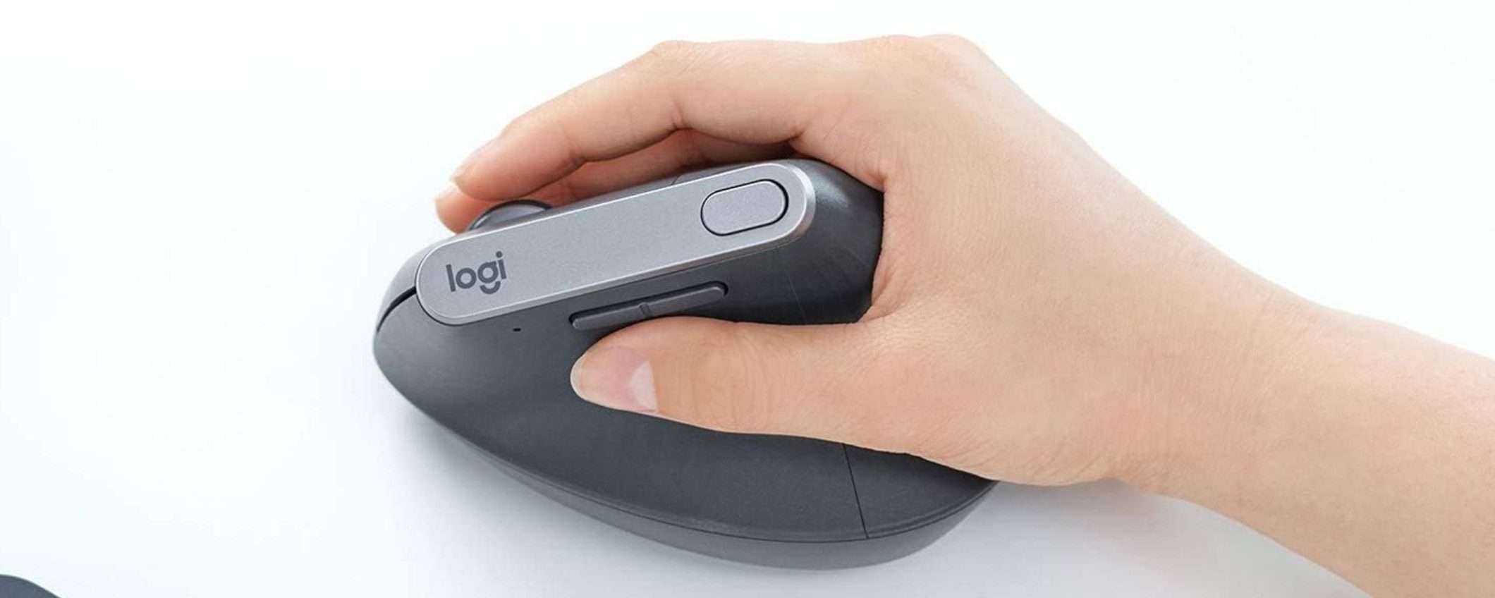 Logitech MX: il mouse verticale wireless in sconto a metà prezzo (-50%)