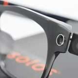 Gli occhiali smart Solos AirGo Vision con GPT-4o sfidano Meta