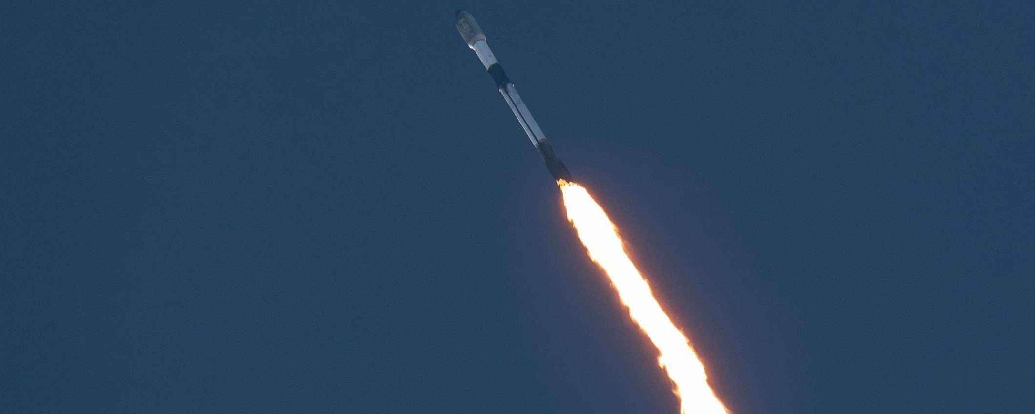 Falcon 9 ritorna a volare, ma l'indagine continua (update)