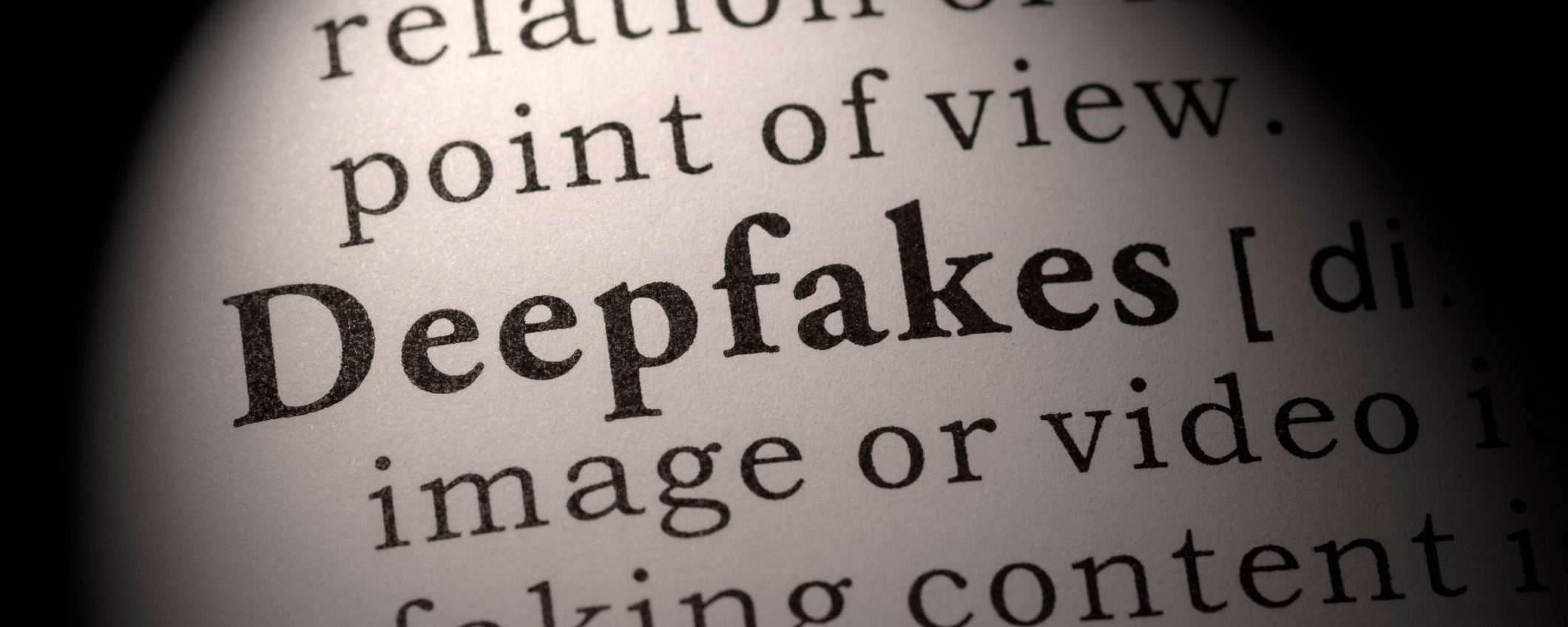 Allarme deepfake: perdite miliardarie per banche e servizi finanziari