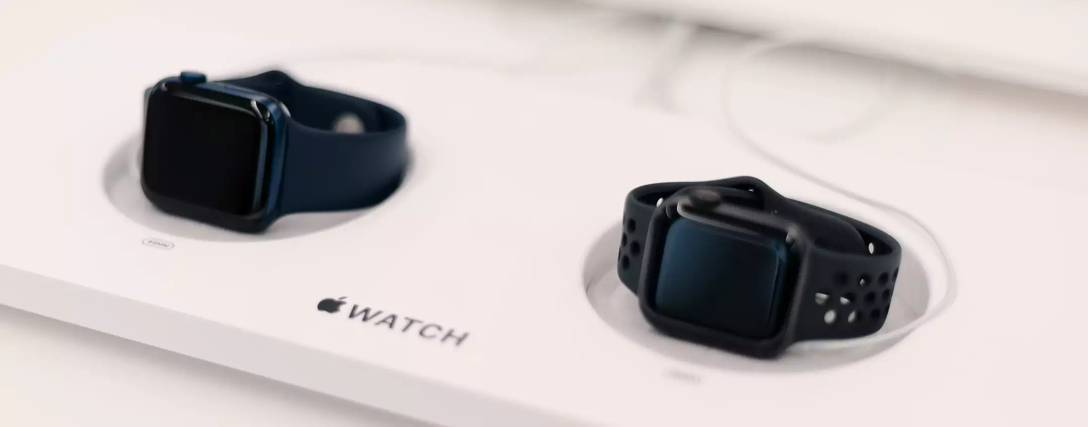 Apple Watch SE: nuovo modello con cassa in plastica?