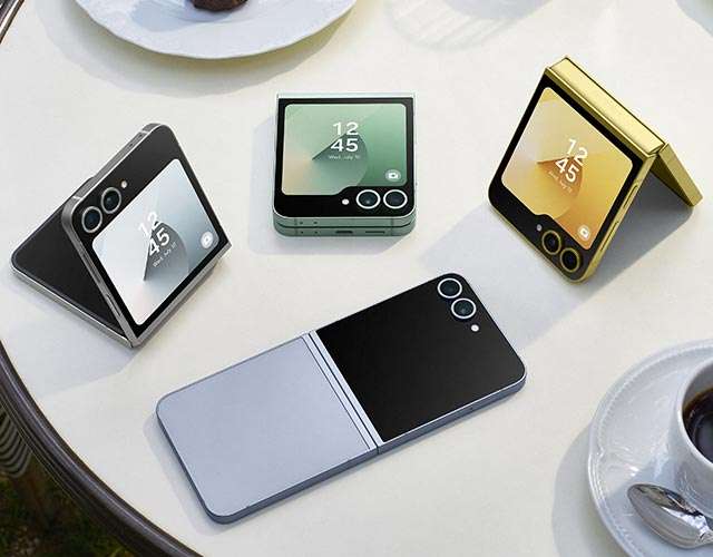 Lo smartphone pieghevole Samsung Galaxy Z Flip6