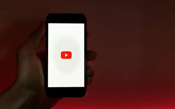 Come attivare YouTube Premium a 1 euro al mese: il trucco che fa risparmiare