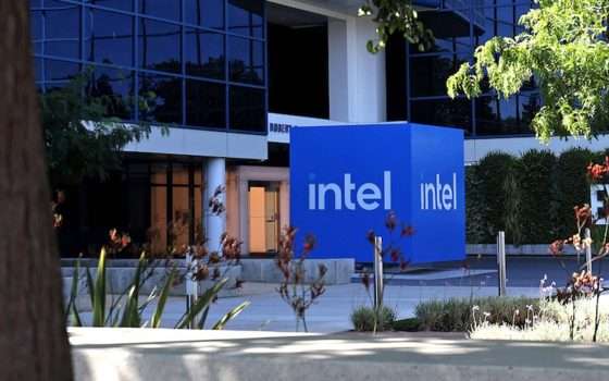 Intel vende le sue azioni ARM riducendo la partecipazione in altre società