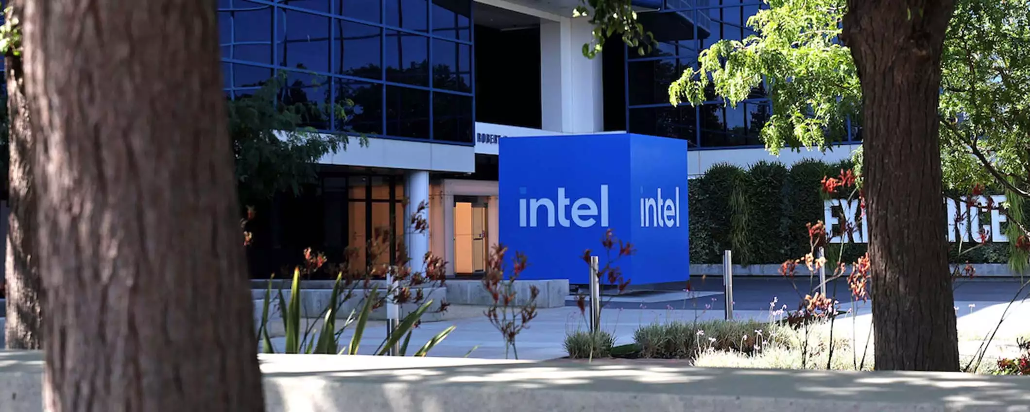 Intel vende le sue azioni ARM riducendo la partecipazione in altre società