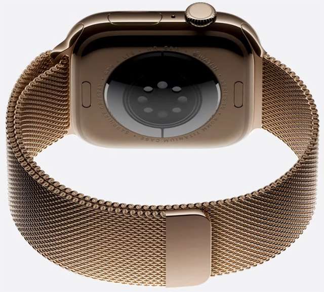 Apple Watch Series 10 in titanio