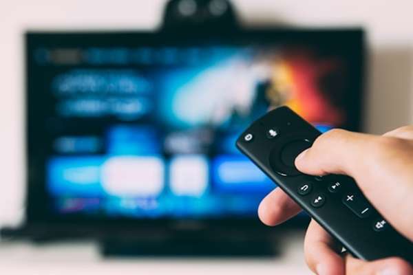 Come accedere ai canali gratuiti sulla tua Smart TV