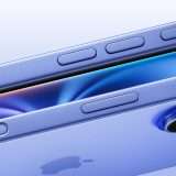 iPhone 16: rimozione batteria con corrente a bassa tensione