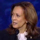 L'orecchino di Kamala Harris e la teoria del complotto