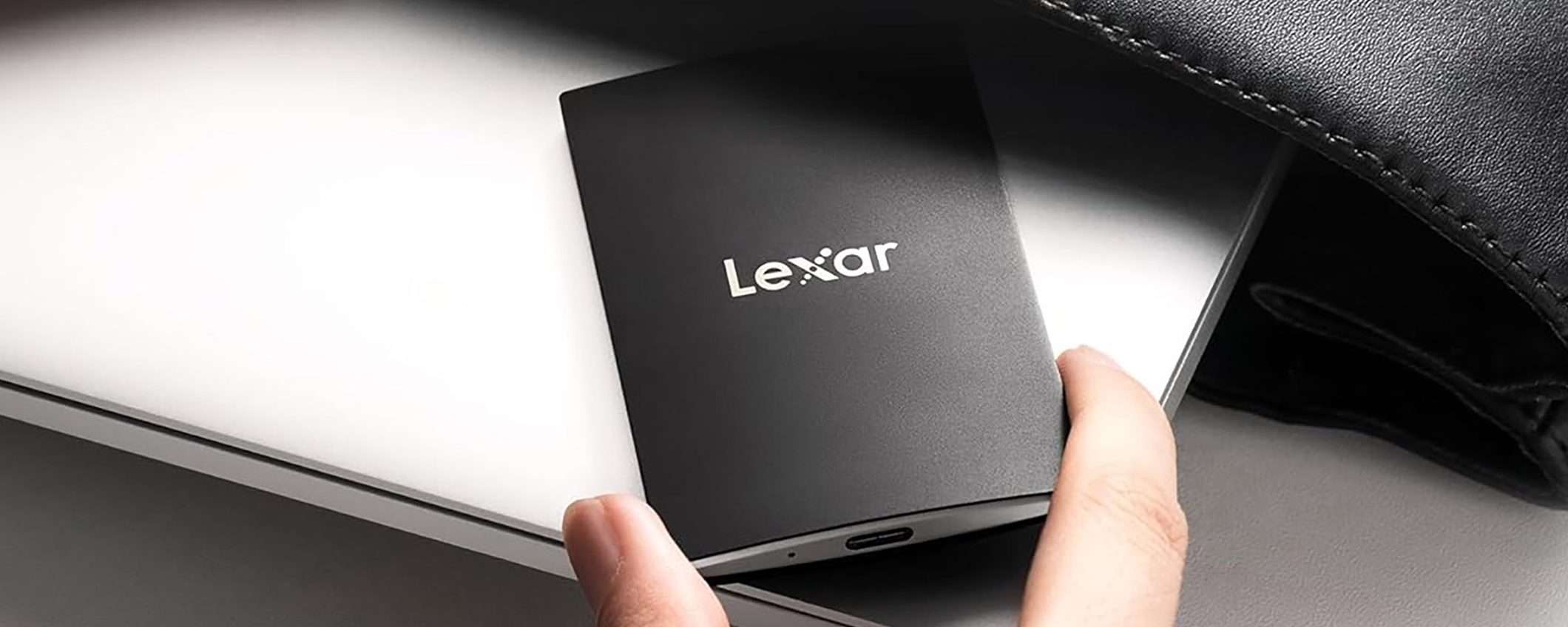 SSD esterno da 1 TB: SUPER OFFERTA su Lexar SL500