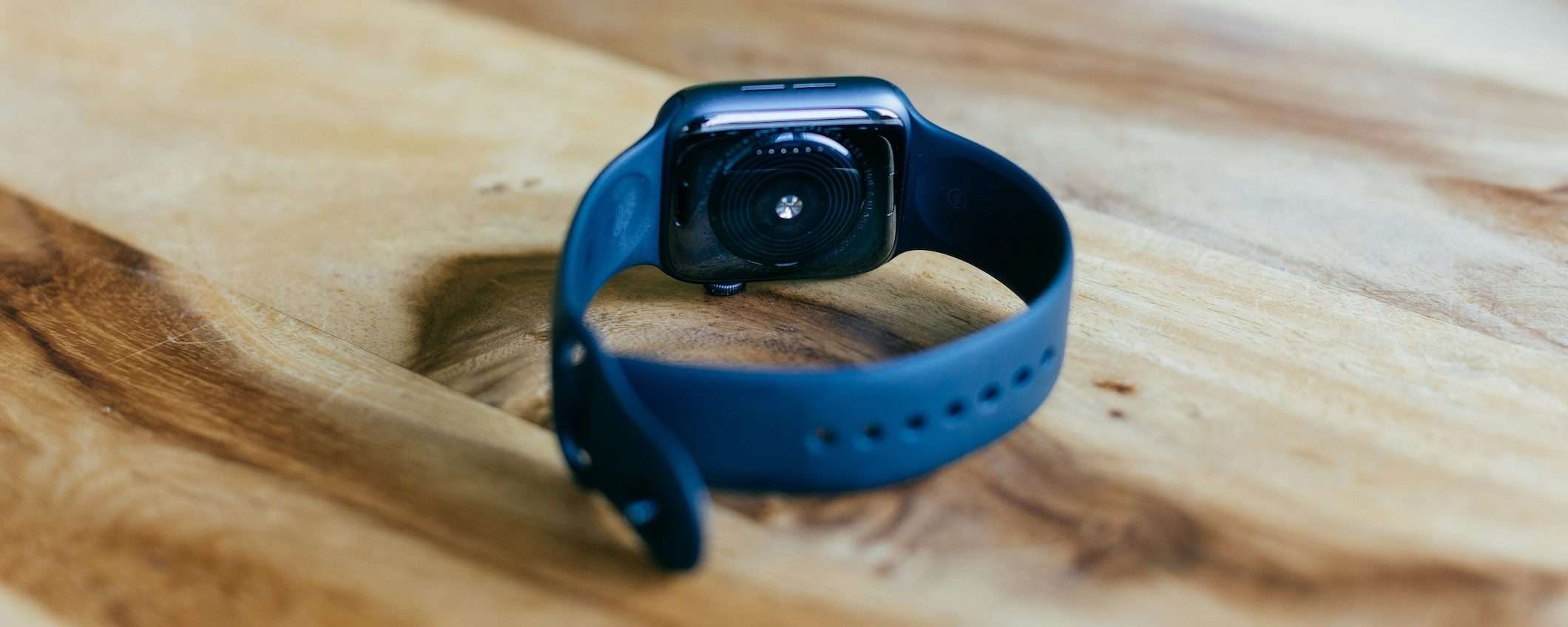 Apple Watch SE: il prossimo modello con design in plastica