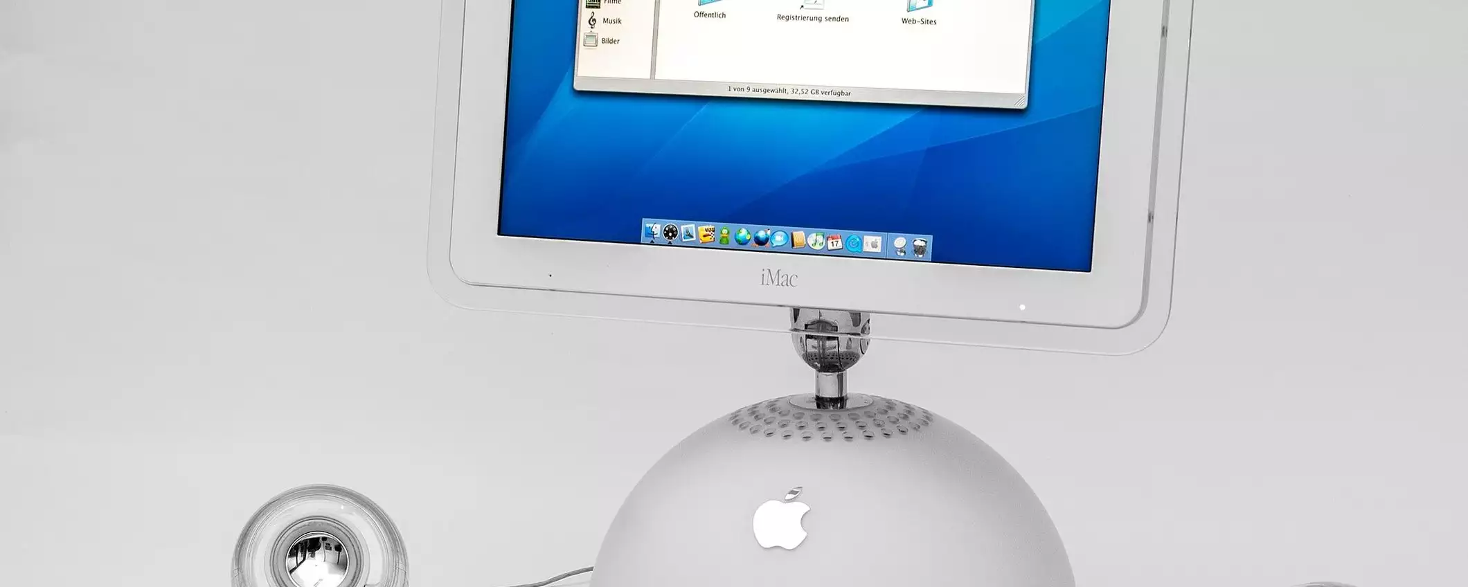 Apple smart display simile all'iMac G4 del 2002?