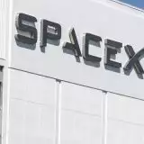 SpaceX vince un contratto per lanci militari