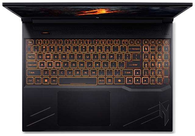 Il design del notebook da gaming Acer Nitro V 16