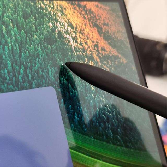 Il pennino ASUS Pen 2.0 in azione