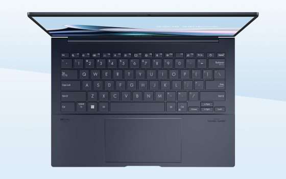 ASUS Zenbook 14 OLED con Intel Core Ultra e monitor 3K a -400€