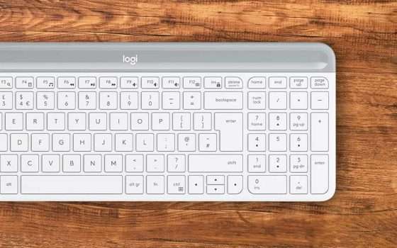 Logitech MK470: -36% per il kit con mouse e tastiera wireless