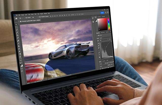 Il design del laptop Samsung Galaxy Book4 da 15,6 pollici