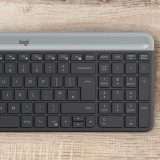 Logitech MK470: sconto 39% sul kit con mouse e tastiera wireless