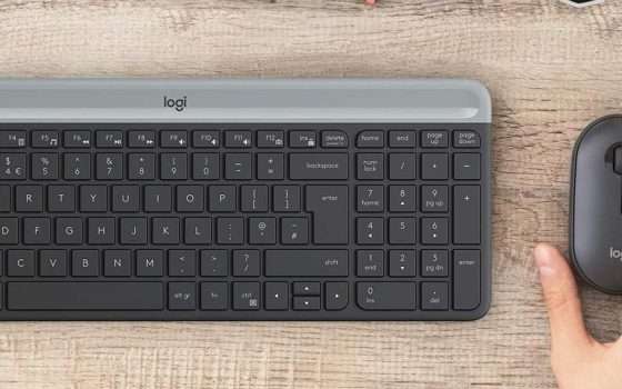 Logitech MK470: sconto 39% sul kit con mouse e tastiera wireless