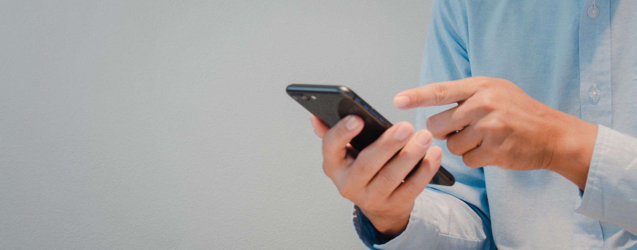 Pulsante STOP di Messaggi di Google per annullare l'iscrizione da messaggi RCS Business indesiderati