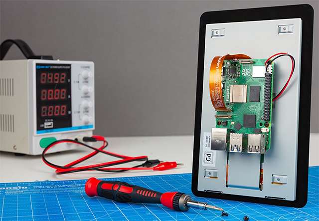 Il nuovo Raspberry Pi Touch Display 2